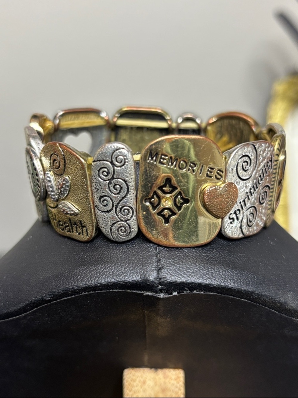 Family Serenity Memories Heart Floral Stretch Bracelet View 3